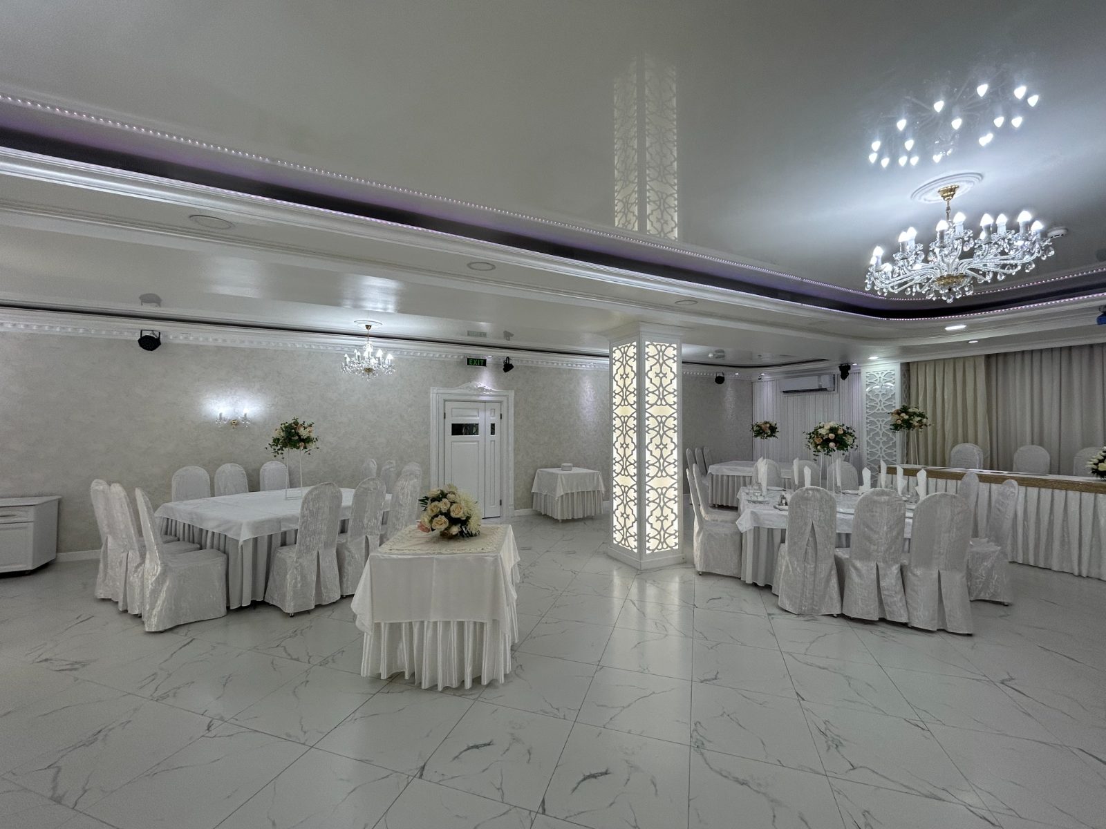 Sala Mare — Etajul 1 — Fotografia 4